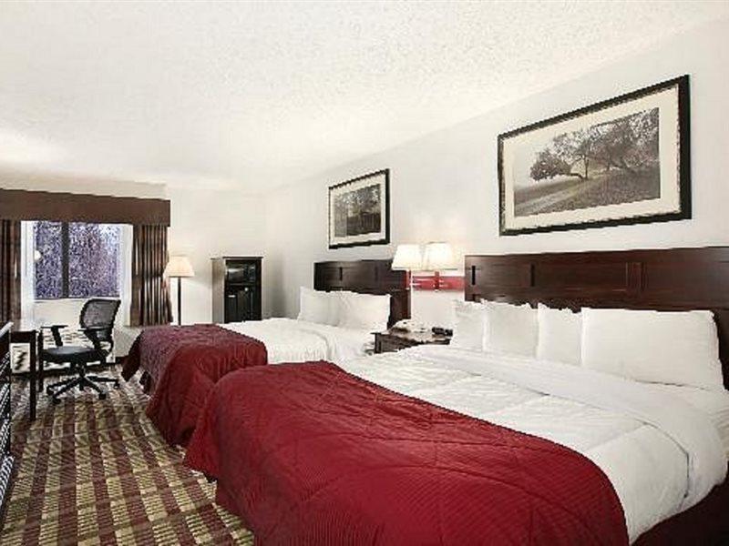 Baymont By Wyndham Boston Heights/Hudson Otel Dış mekan fotoğraf