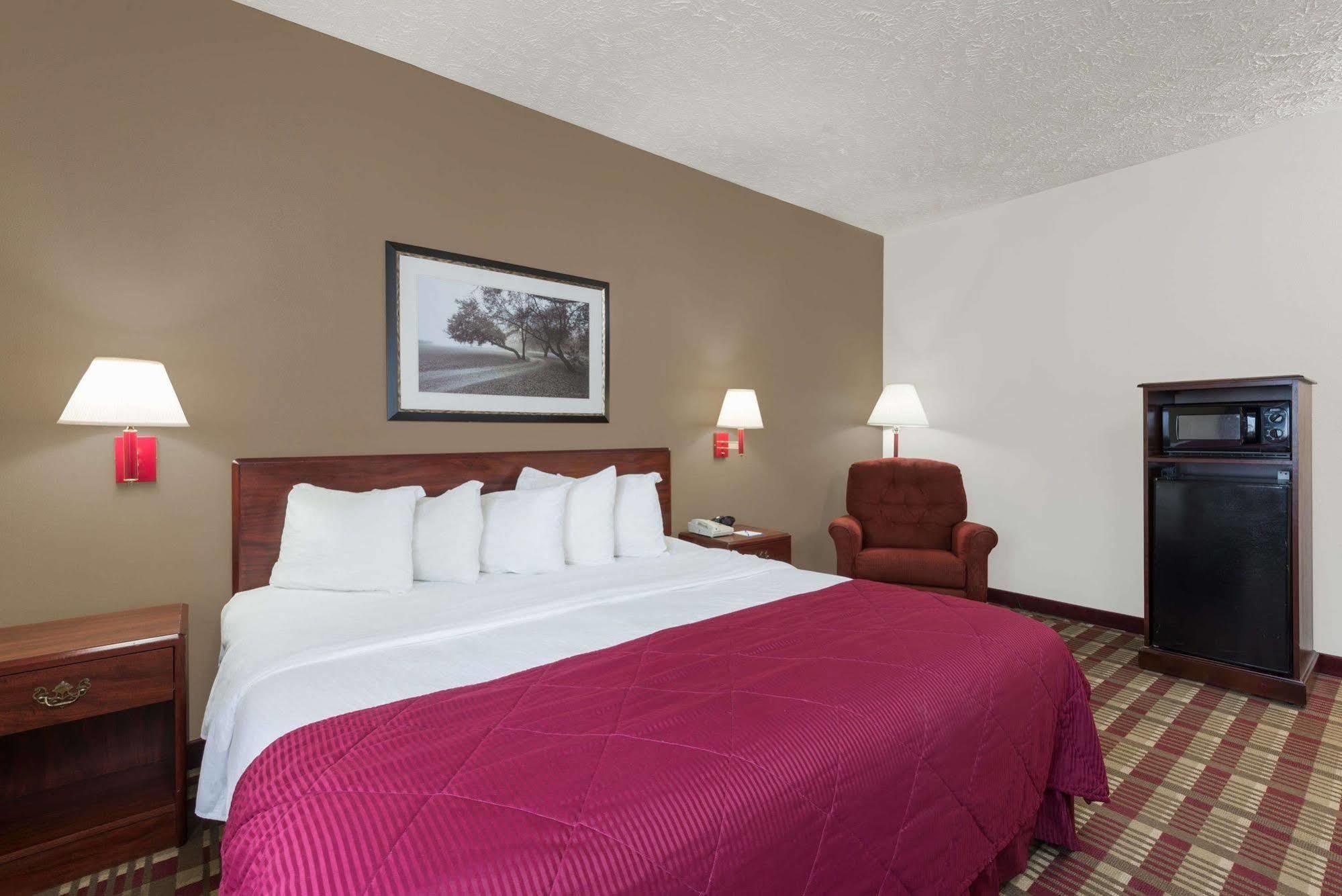 Baymont By Wyndham Boston Heights/Hudson Otel Dış mekan fotoğraf